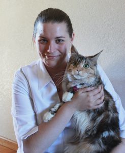 Dr. Erika Halle